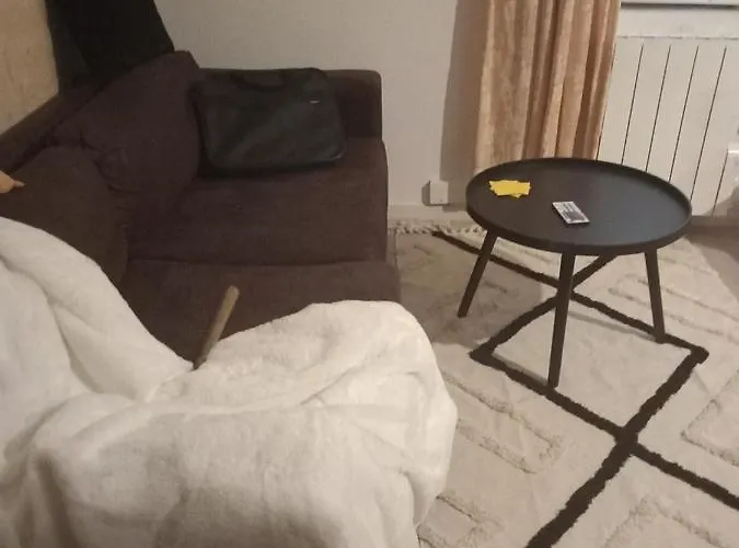 Апартаменты * Hyper Centre*local A Velo